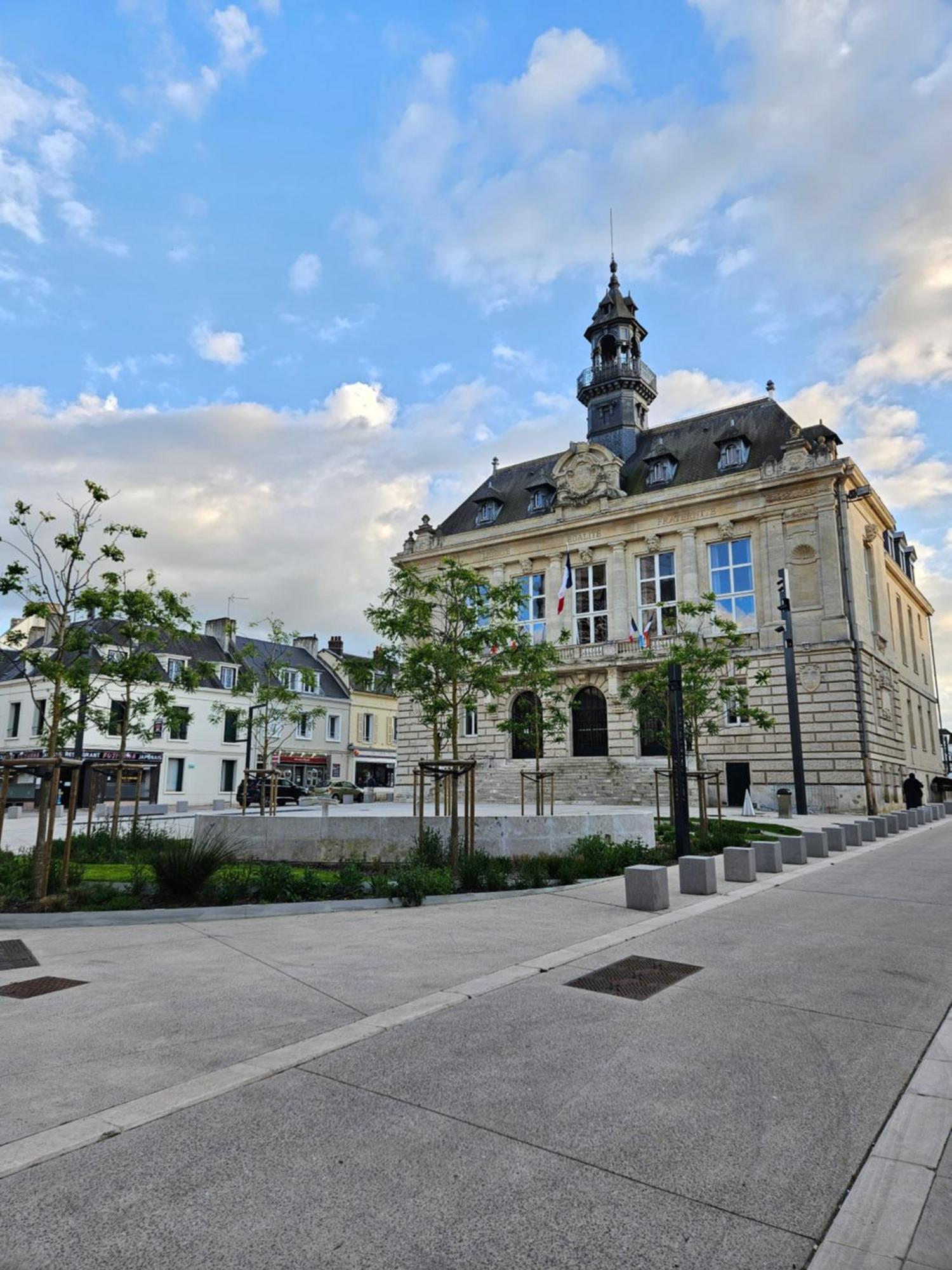 Charmant Duplex Au Coeur De Vernon Proche Gare Et Giverny Exterior photo